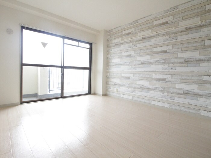 物件内観写真9　(居室)