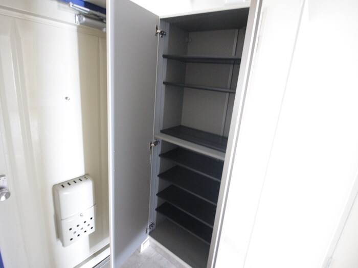 物件内観写真18　(靴箱)