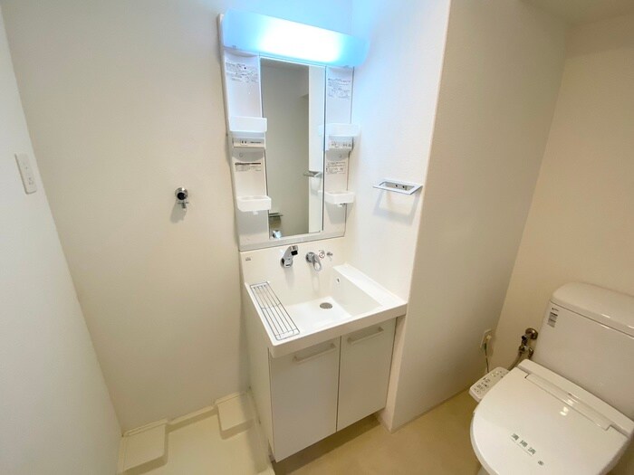 物件内観写真11　(洗面)