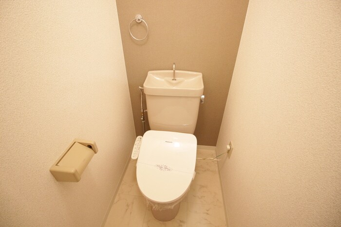 物件内観写真13　(トイレ)