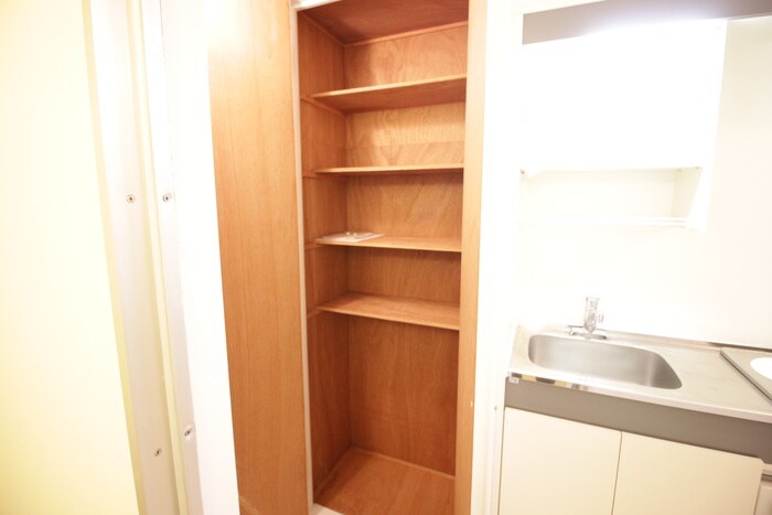 物件内観写真21　(収納)