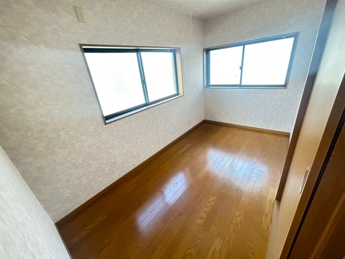 物件内観写真15　(居室)