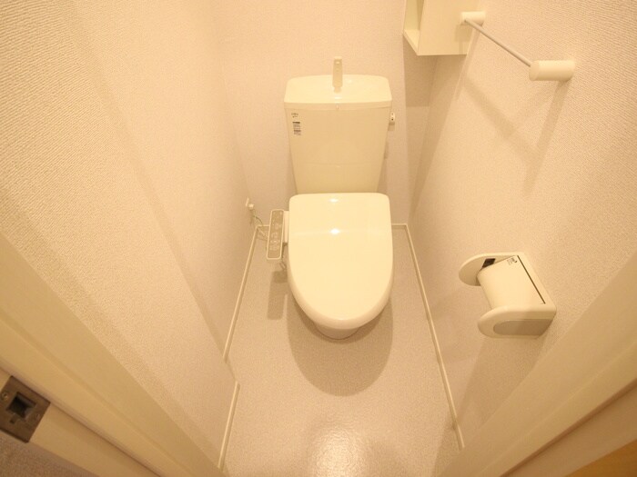 物件内観写真14　(トイレ)