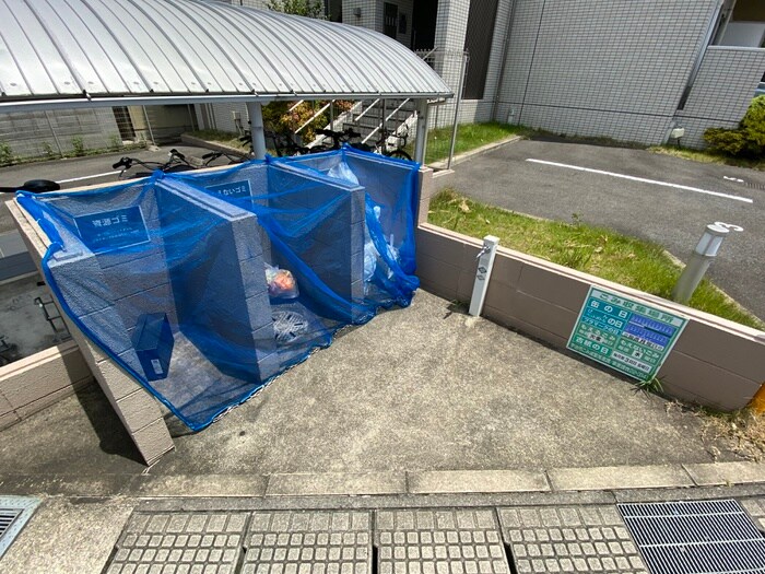 物件外観写真6　(建物設備)