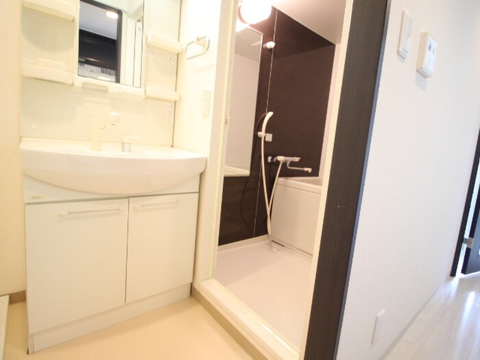 物件内観写真14　(洗面)