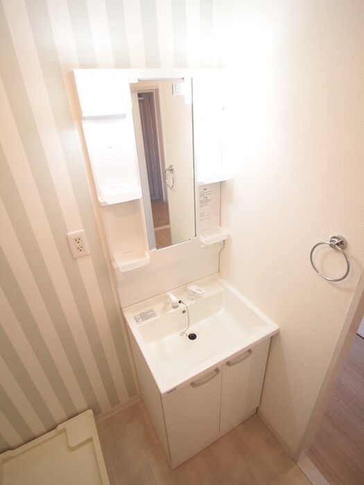 物件内観写真12　(洗面)