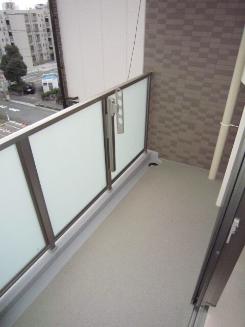 物件内観写真16　(ベランダ・バルコニー)