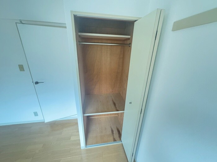 物件内観写真13　(収納)