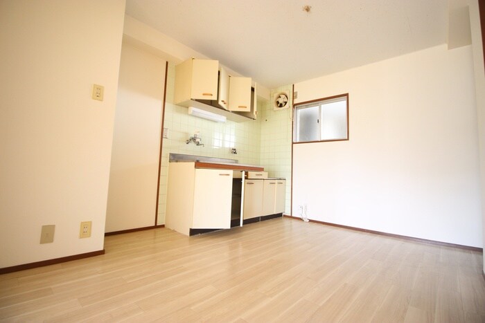 物件内観写真7　(居室)