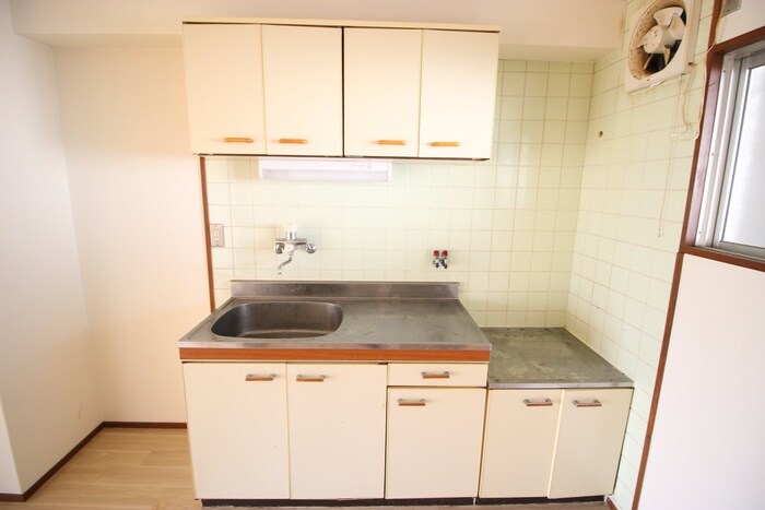 物件内観写真8　(キッチン)
