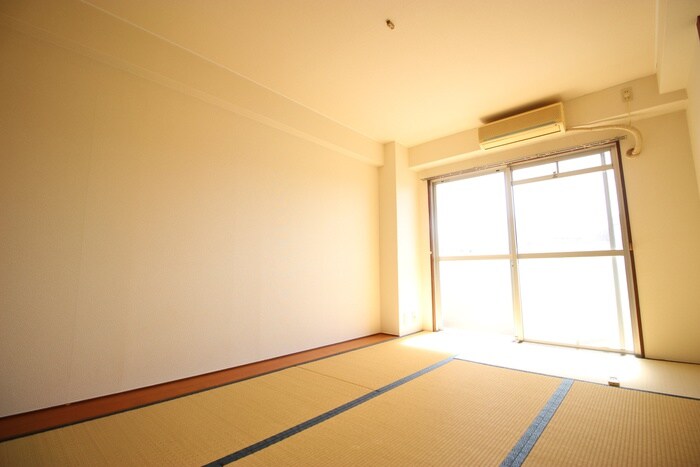 物件内観写真13　(居室)