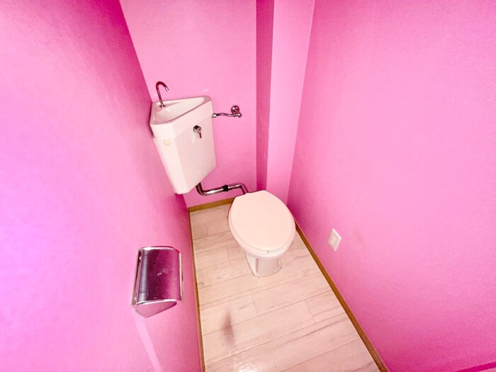 物件内観写真14　(トイレ)