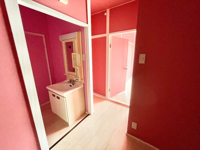 物件内観写真16　(廊下)