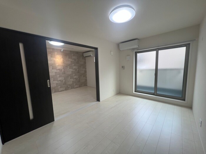 物件内観写真10　(居室)