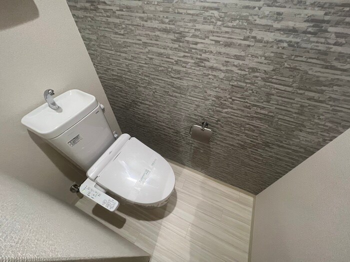 物件内観写真13　(トイレ)