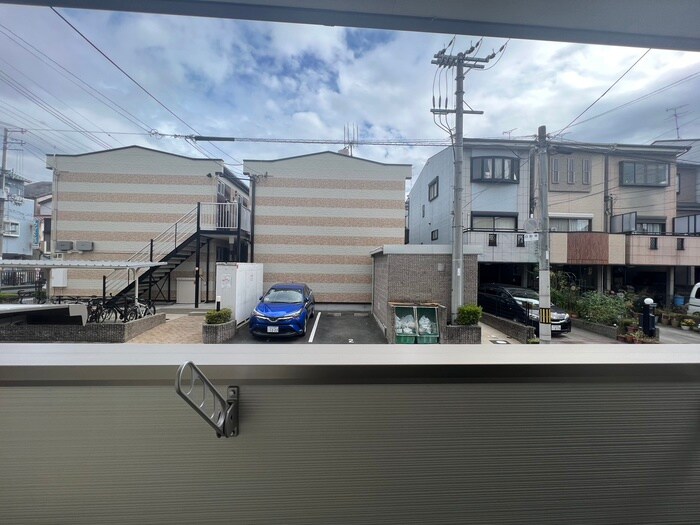 物件内観写真18　(室内からの展望)