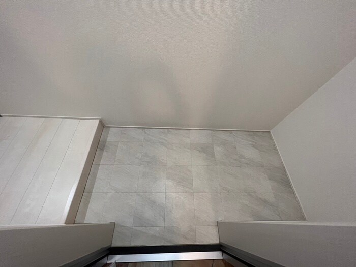 物件内観写真19　(玄関)