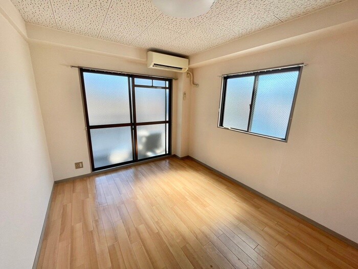 物件内観写真12　(居室)