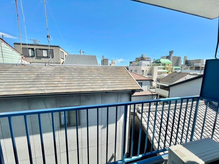 物件内観写真17　(室内からの展望)