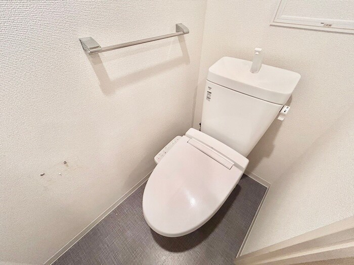 物件内観写真13　(トイレ)