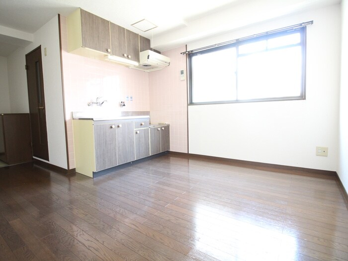 物件内観写真21　(居室)