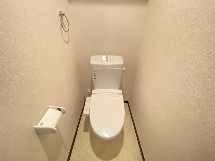 物件内観写真7　(トイレ)