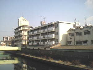 中村マンション外観写真