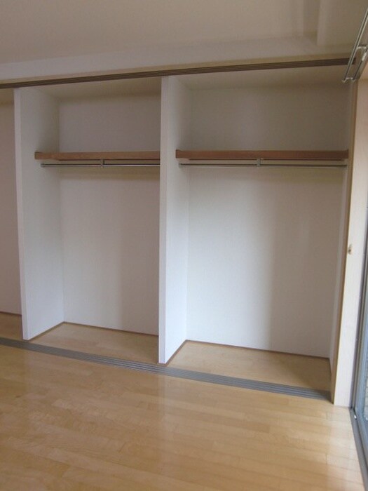 物件内観写真8　(収納)