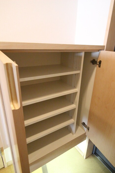 物件内観写真15　(靴箱)