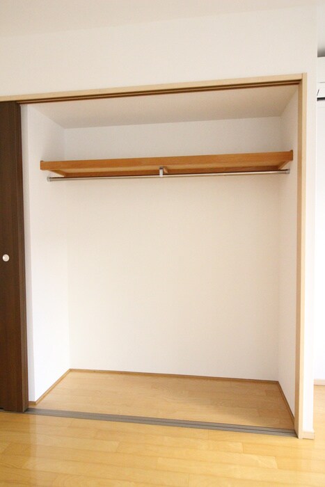 物件内観写真22　(収納)