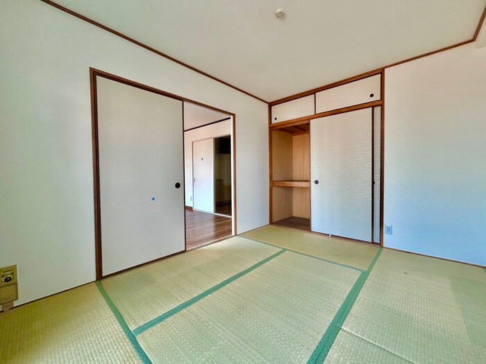 物件内観写真10　(居室)