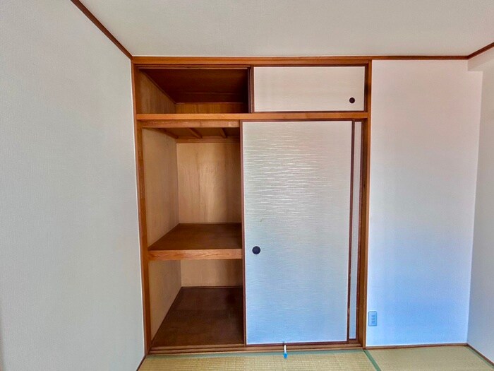 物件内観写真15　(収納)