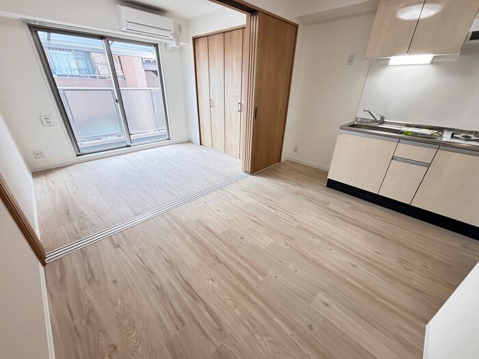 物件内観写真7　(居室)