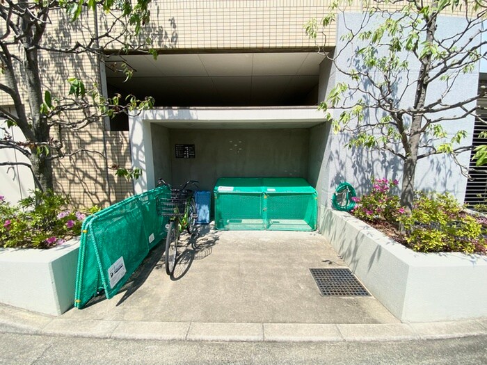 物件外観写真6　(建物設備)