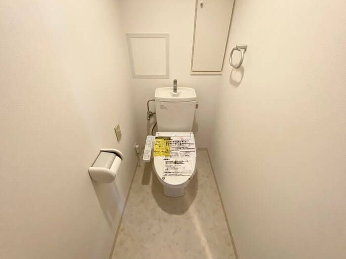 物件内観写真14　(トイレ)