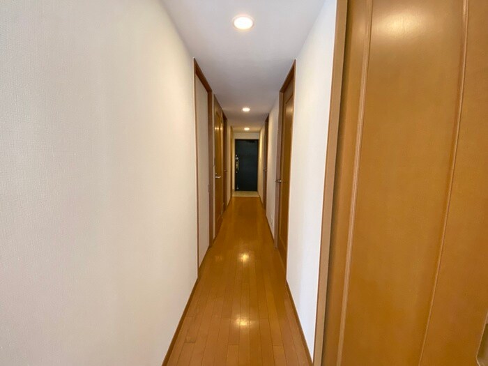 物件内観写真17　(廊下)