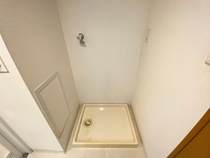 物件内観写真22　(洗濯機置場)