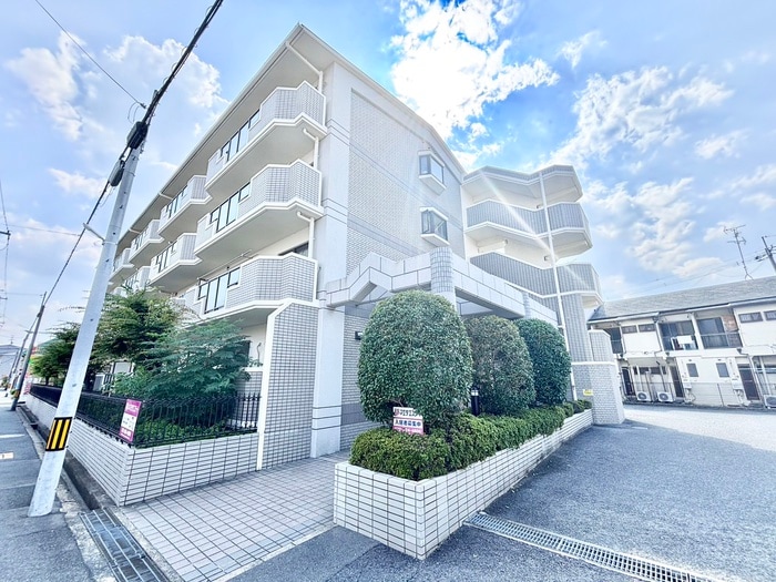 コスモスハイツの物件外観写真