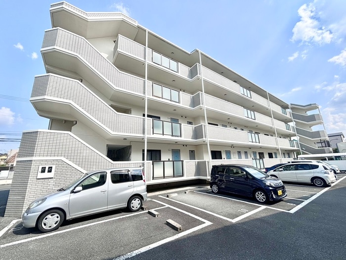 コスモスハイツの物件外観写真