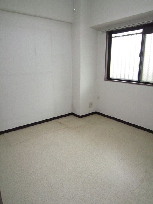 物件内観写真15　(居室)