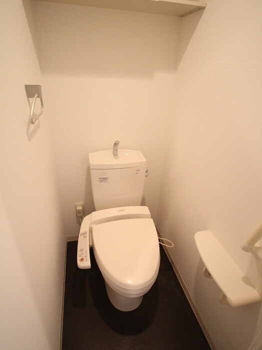 物件内観写真10　(トイレ)