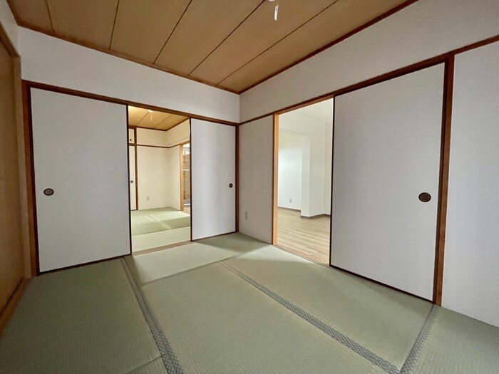 物件内観写真10　(居室)