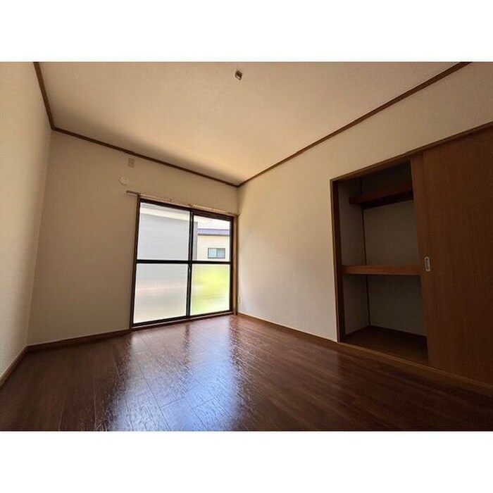 物件内観写真15　(居室)