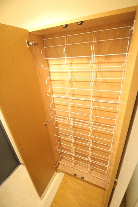 物件内観写真7　(靴箱)