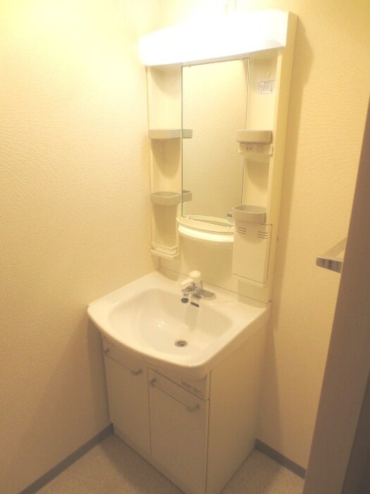 物件内観写真8　(洗面)