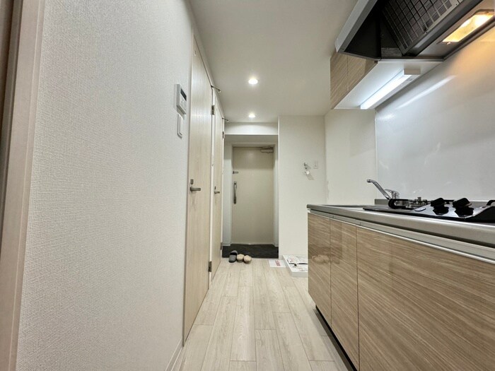 物件内観写真16　(廊下)