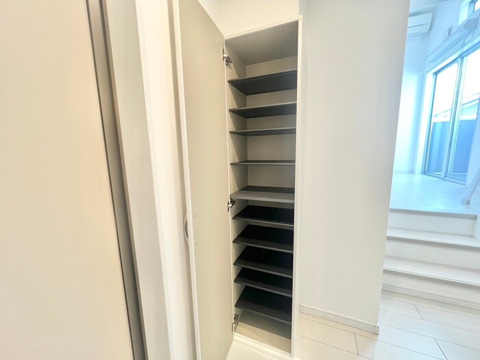 物件内観写真20　(靴箱)