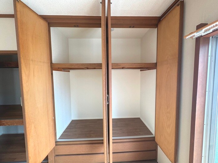 物件内観写真16　(収納)