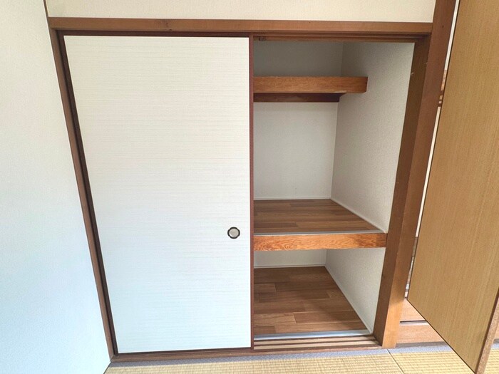 物件内観写真16　(収納)