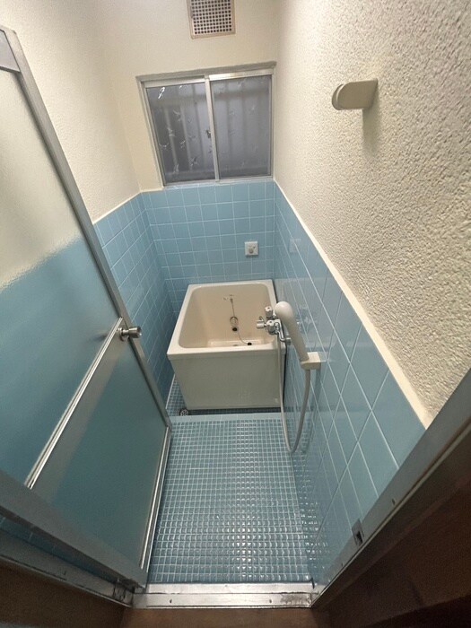 吉水２/１貸家２のバス